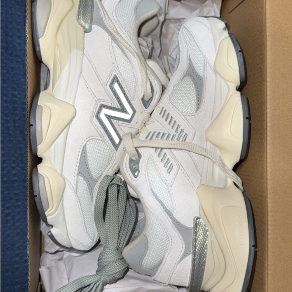 New Balance Shoes - New Balance White and Gray Sneakers